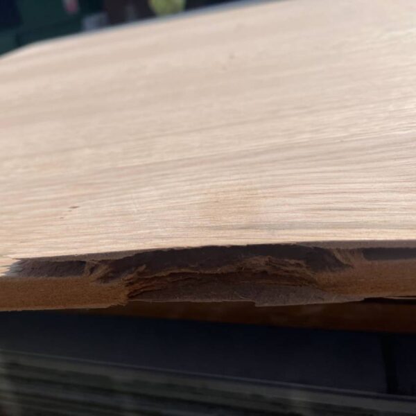Damaged Stock 19mm Oak Veneered MDF 2 Sides Crown Cut A/B Grade 2440mm x 1220mm (8' x 4')