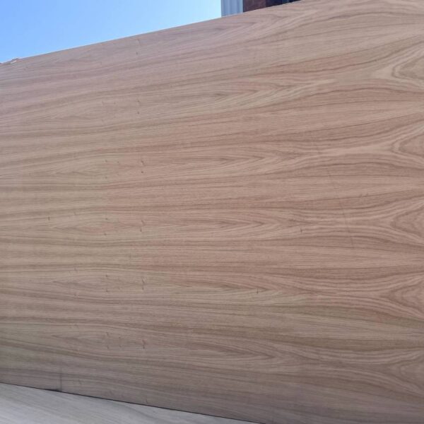 Damaged Stock 19mm Oak Veneered MDF 2 Sides Crown Cut A/B Grade 2440mm x 1220mm (8' x 4')