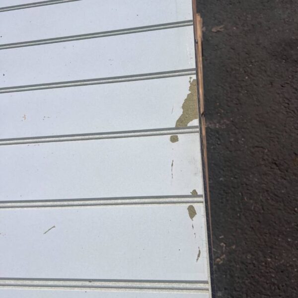 Damaged Stock 9mm Bead & Butt Primed Short Grooved Moisture Resistant MDF 2440mm x 1220mm (8′ X 4′) FSC®