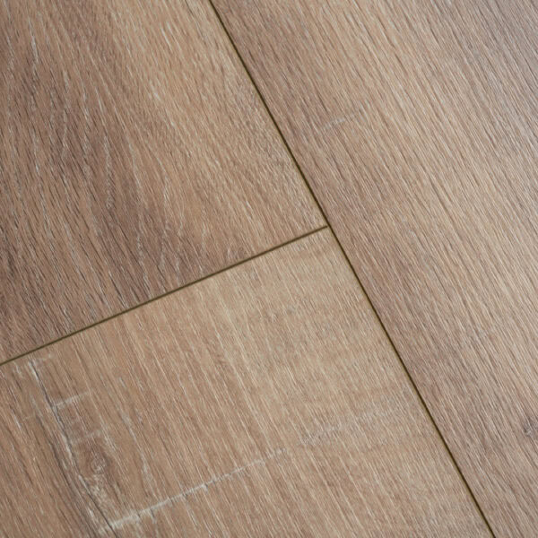 8mm Laminated Flooring Banff Oak 1331mm x 194mm (2,07m2 Pack)