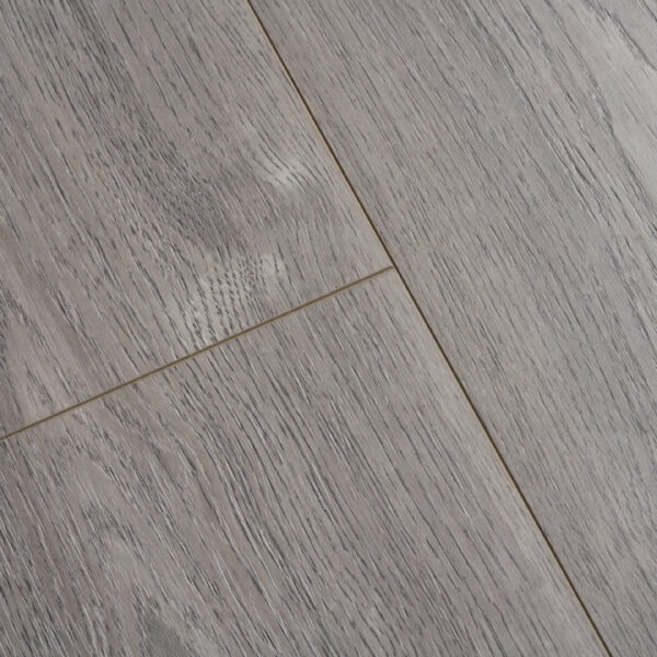 12mm Laminated Flooring Grey Kalmar Oak 1331mm x 194mm (1.55m2 Pack)