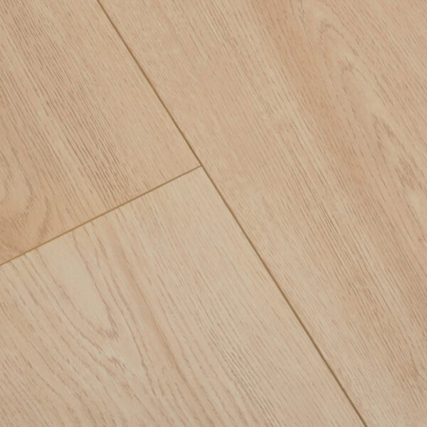 12mm Laminated Flooring Essence Kalmar Oak 1331mm x 194mm (1.55m2 Pack)