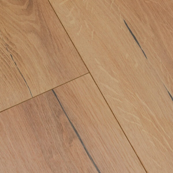 8mm Laminated Flooring Polka Oak 1331mm x 194mm (2,07m2 Pack)