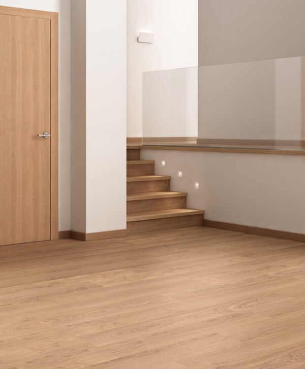 8mm Laminated Flooring Quercus Oak 1310mm x 132mm (1,73m2 Pack)