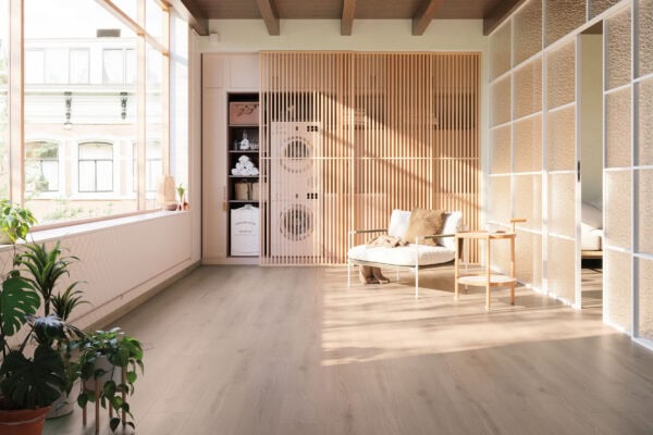 12mm Laminated Flooring Twilight Oak 1331mm x 194mm (1.55m2 Pack)