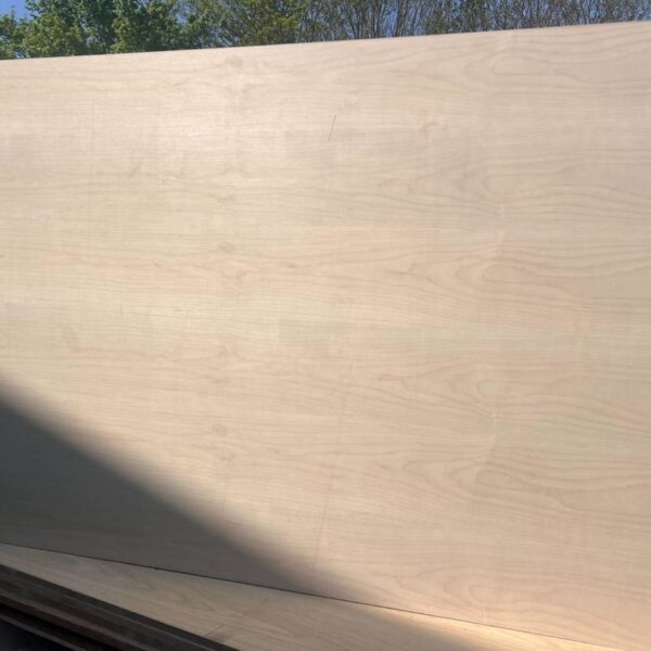 19mm Maple Veneered MDF 2 Sides Crown Cut A/B Grade 2440mm x 1220mm (8' x 4')