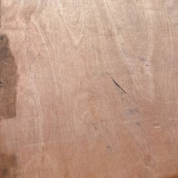 Damaged Stock 22mm Chinese Eucalyptus Face Poplar Core External Grade Plywood B/BB CE2+ 2440mm x 1220mm (8′ X 4′) FSC®