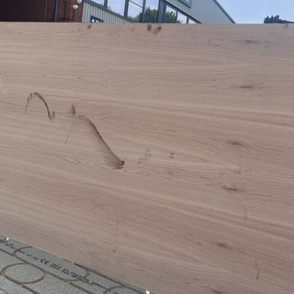 Damaged Stock 10mm Oak Veneered MDF 2 Sides Crown Cut A/B Grade 2440mm x 1220mm (8' x 4')