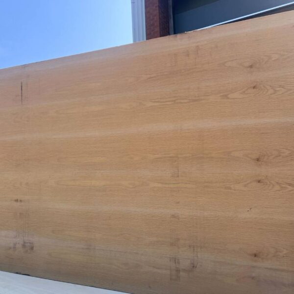 Damaged Stock 16mm Oak Veneered MDF 2 Sides Crown Cut A/B Grade 2440mm x 1220mm (8' x 4')