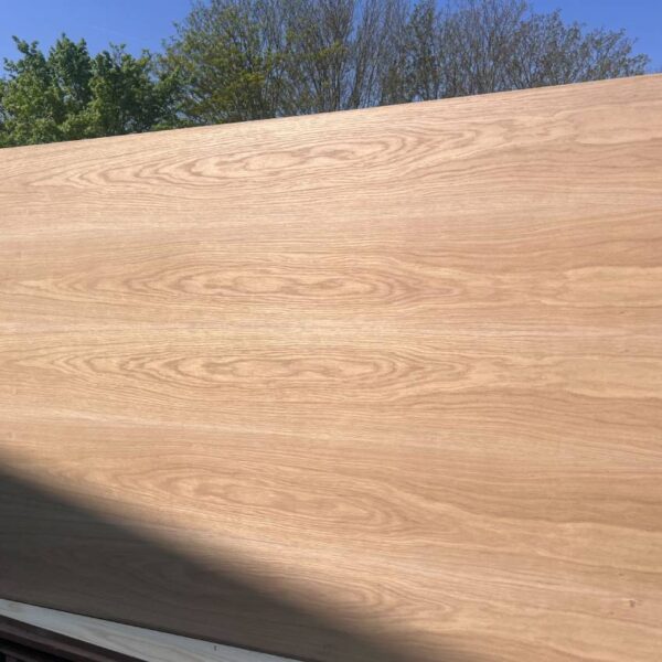 Damaged Stock 16mm Oak Veneered MDF 2 Sides Crown Cut A/B Grade 2440mm x 1220mm (8' x 4')