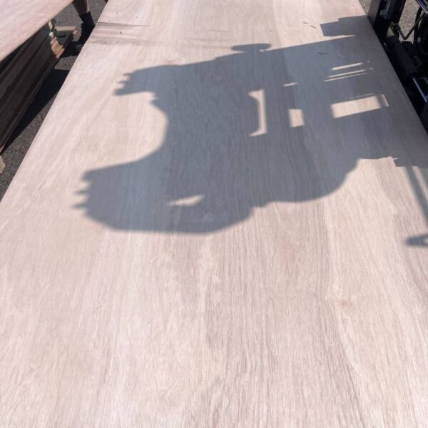 Damaged Stock 6mm Far Eastern Marine Grade Plywood 2440mm x 1220mm (8' x 4') BS1088