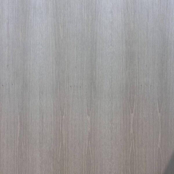 18mm Oak Veneered Poplar Plywood 2 Side Crown Cut A/CC 2440mm x 1220mm (8′ X 4′)