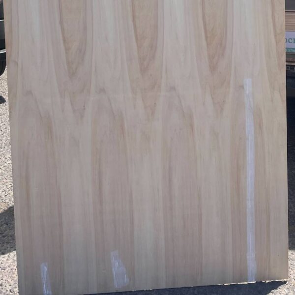 18mm Oak Veneered Poplar Plywood 2 Side Crown Cut A/CC 2440mm x 1220mm (8′ X 4′)