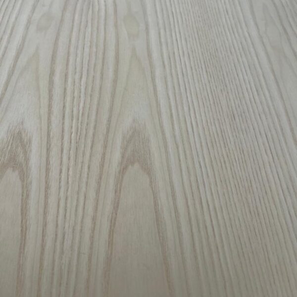 9mm Oak Veneered Poplar Plywood 1 Side Crown Cut A/CC 2440mm x 1220mm (8′ X 4′)