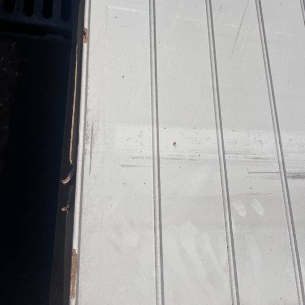 Damaged Stock 18mm Bead & Butt Primed Long Grooved Moisture Resistant MDF 2440mm x 1220mm (8′ x 4′) FSC®