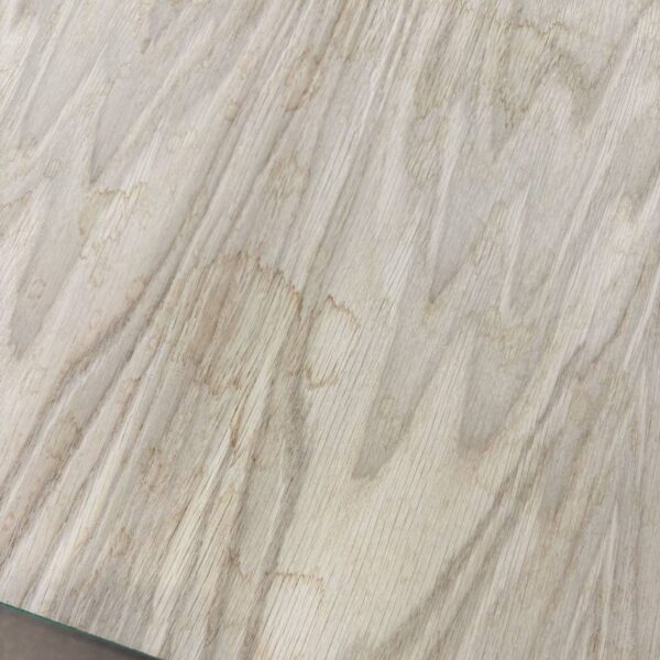 Damaged Stock 19mm Oak Veneered MDF 2 Sides Crown Cut A/B Grade 2440mm x 1220mm (8' x 4')
