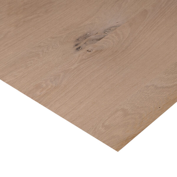 Pippy Oak Flexible Wood Veneer Crown Cut Long Grain 2440mm x 1220mm (8′ x 4′)