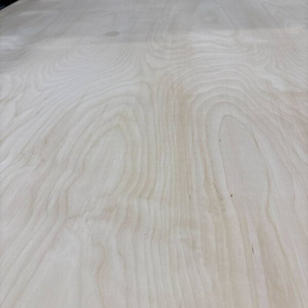 Damaged Stock 6.5mm Birch Plywood Throughout BB/WG 2440mm x 1220mm (8′ x 4′)