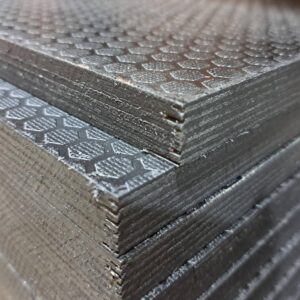 18mm Birch Core Anti Slip Hexagon Phenolic Faced Film Buffalo Plywood 1